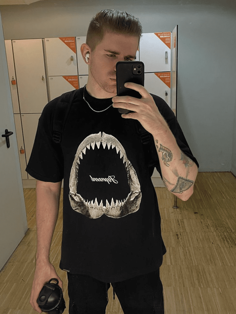 Represent Rep Shark Tooth Tee