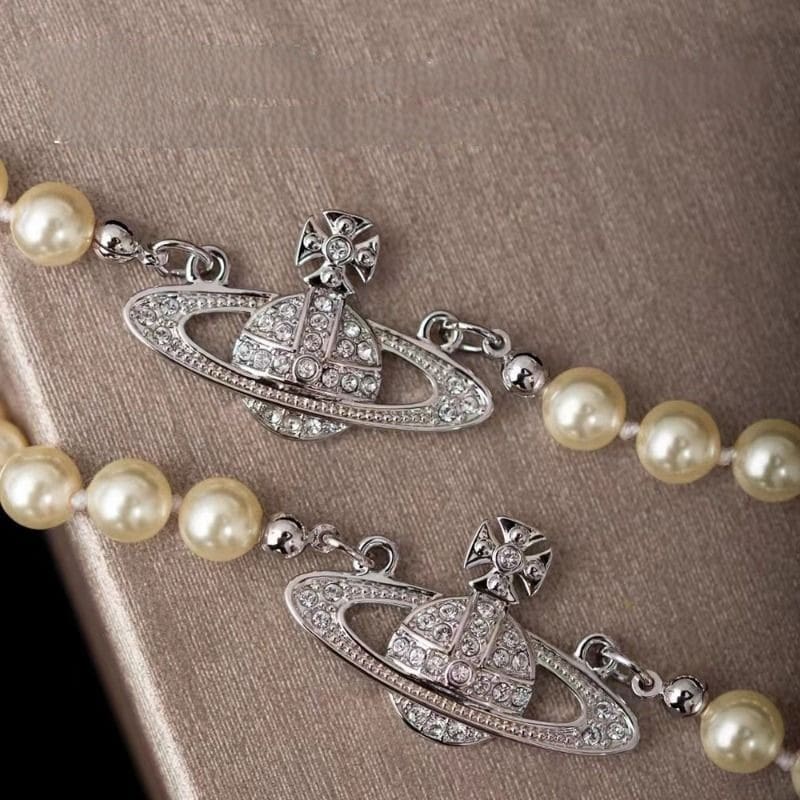 u1u1enne westwood saturn pearl necklace empress dowager pin pearl necklace