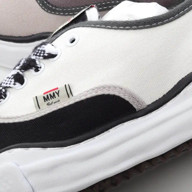 MADNESS Mihara Yasuhiro MMY Soles GYWE O