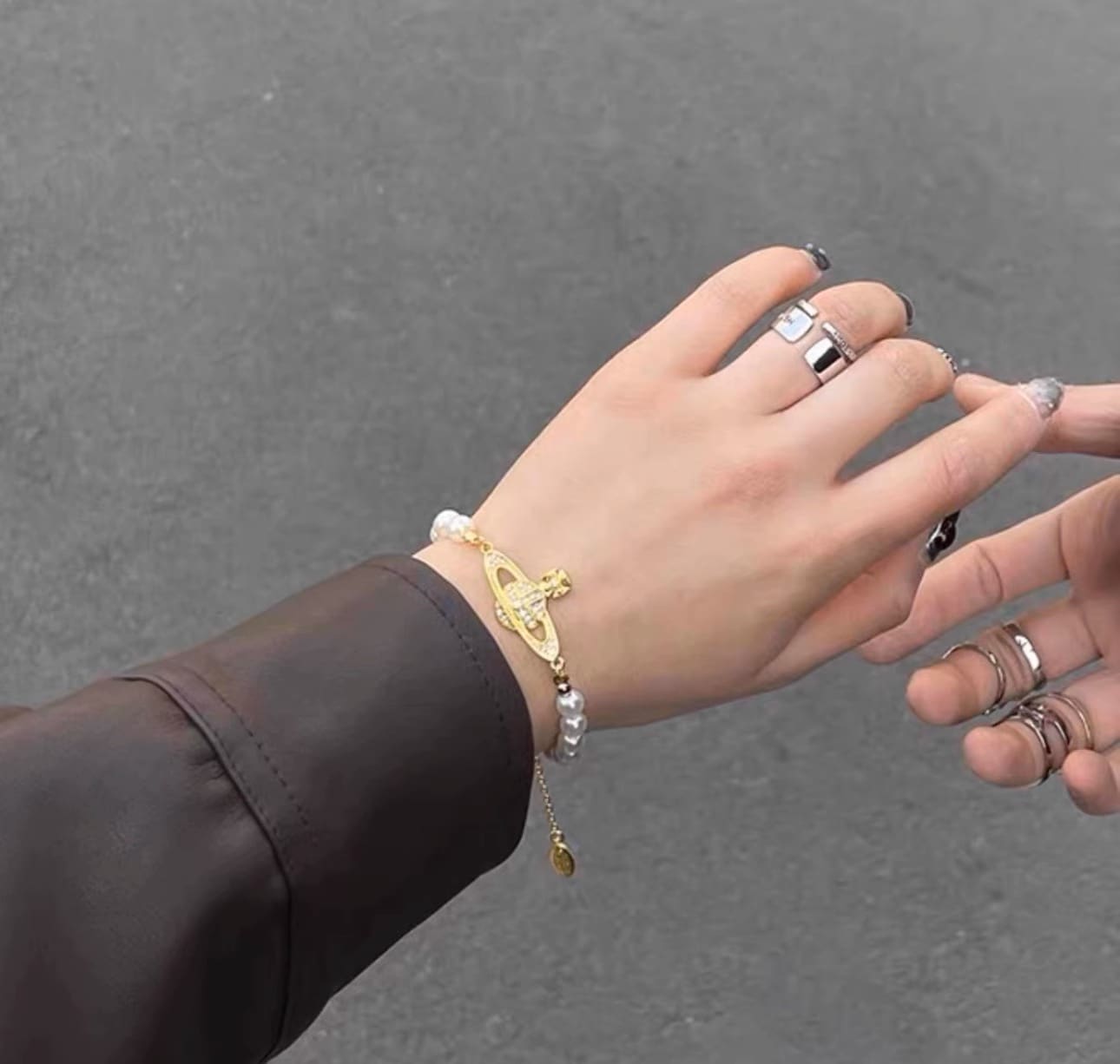 Vivienne Westwood Saturn Pearl Necklace Silver