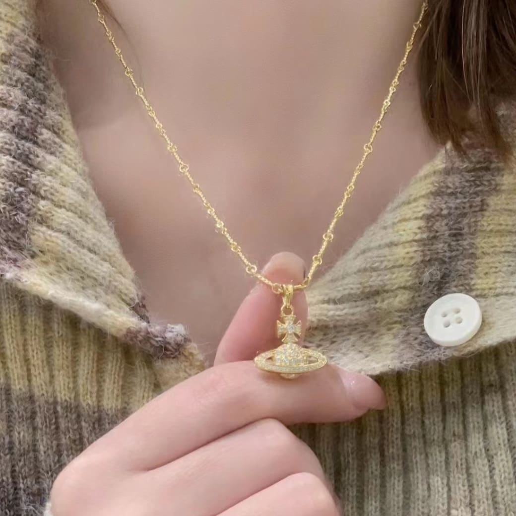 Vivienne Westwood Saturn Pearl Necklace Silver